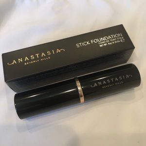 Warm Tan- Anastasia Beverly Hills Foundation Stick